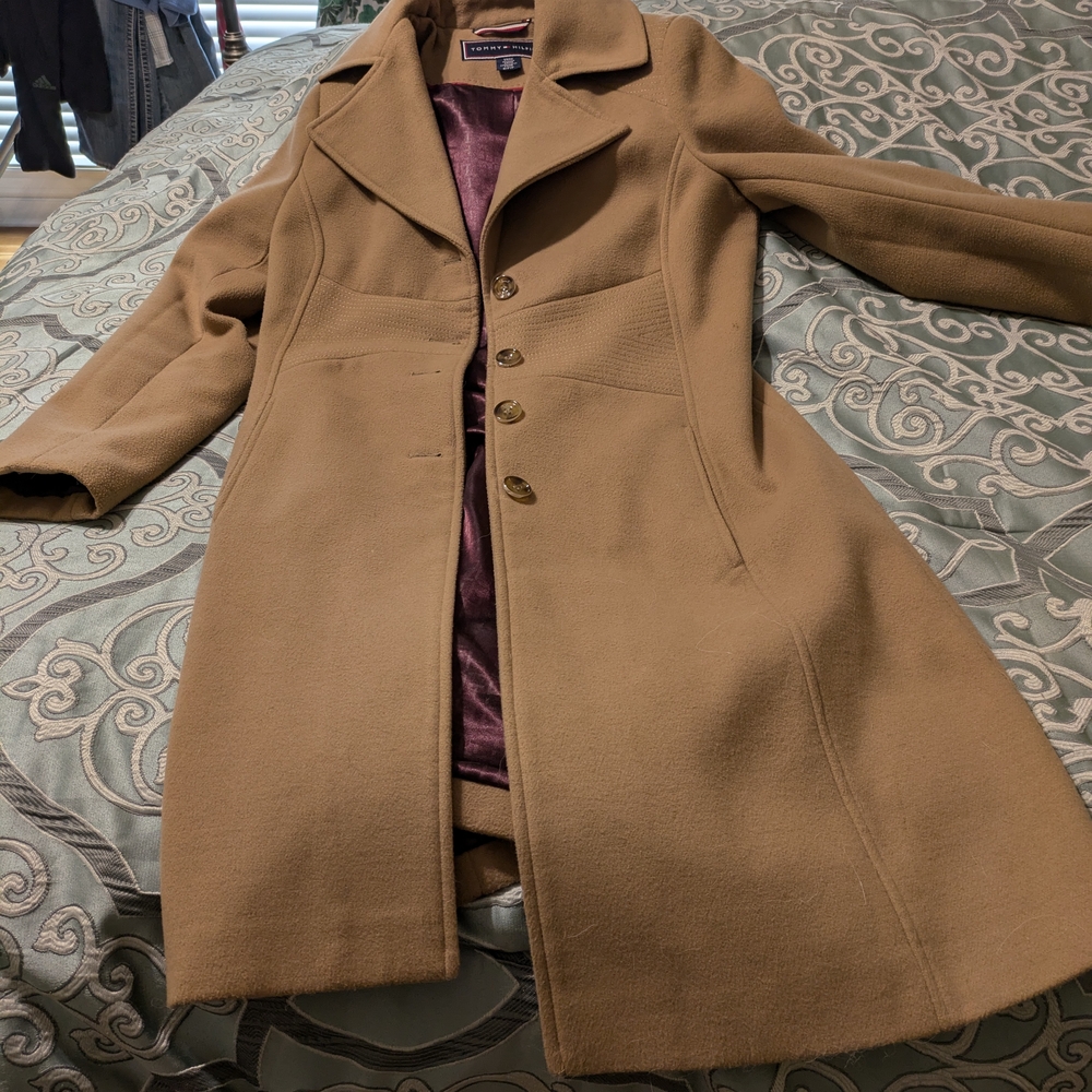Tommy Hilfiger Tan Trench Coat Timeless Tailored Silhouette